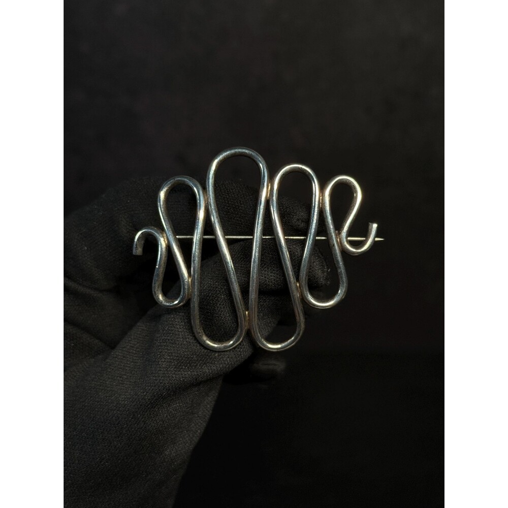 Vintage SW Sterling Silver Modernist Wire Brooch